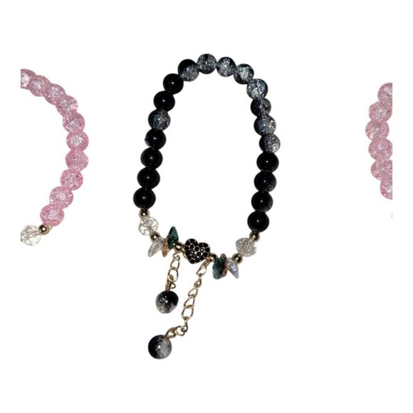 Shelby's Amazing Crystal Bracelets with Charms - Picture 4 of 5